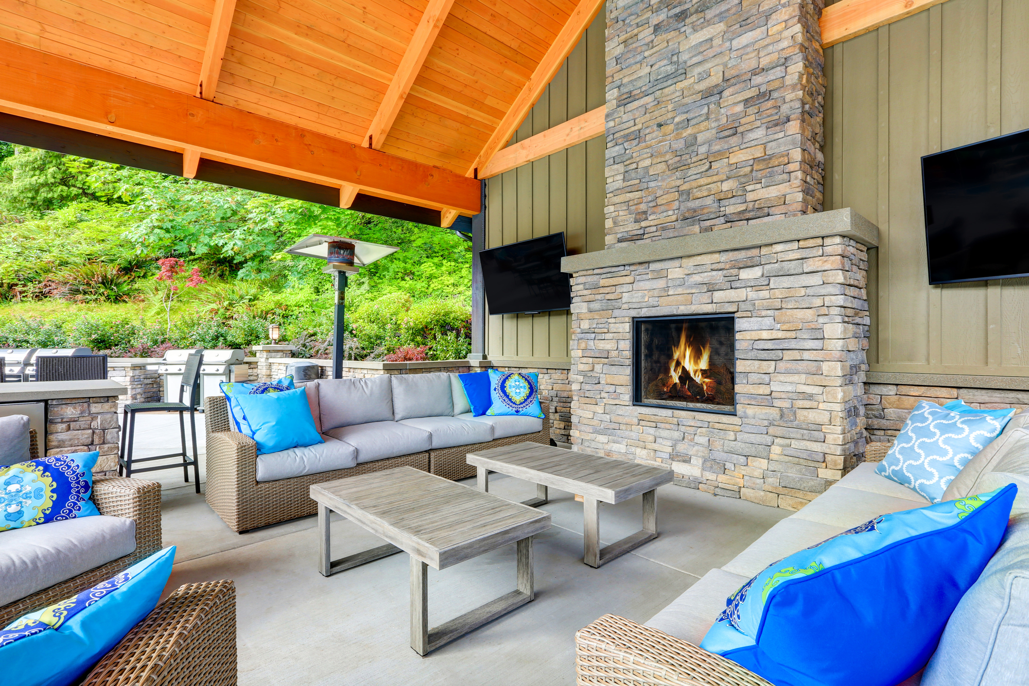 outdoor fireplace covered patios