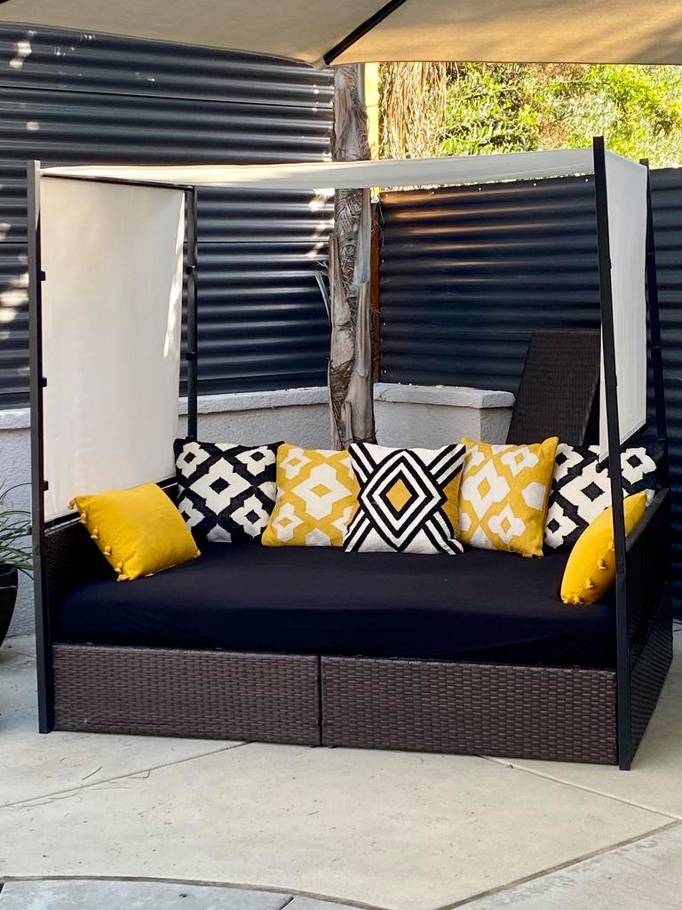 custom outdoor bench cushions